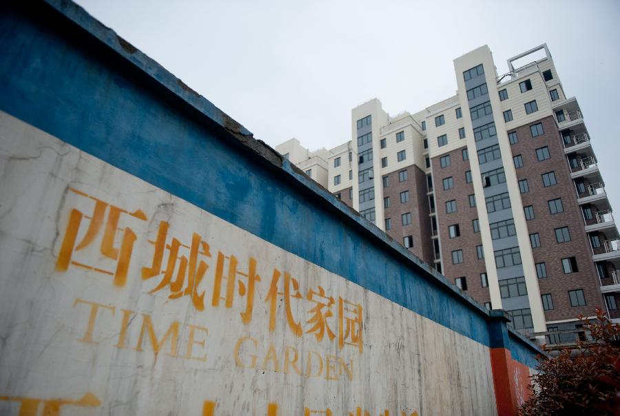 西城時代的業(yè)主住進了尚未交房的樓棟內